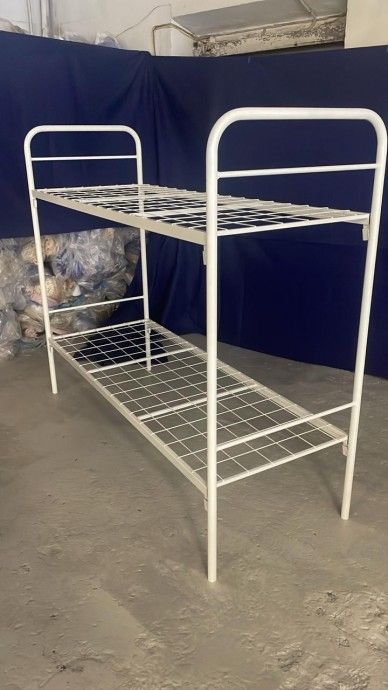 Кровать металлическая